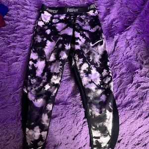 Girls nike pro leggings